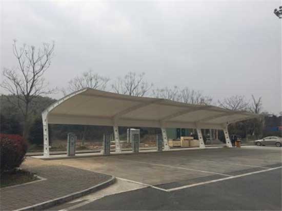 充氣羽毛球館